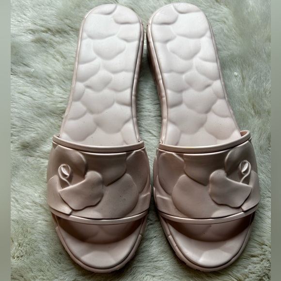 Valentino Garavani Pink Floral Sandals - Picture 1 of 5
